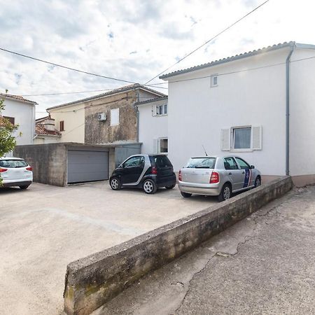 Apartman Umpa Omišalj Eksteriør billede