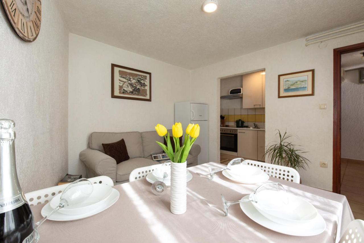 Apartman Umpa Omišalj Eksteriør billede